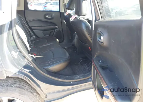 2018 Jeep Compass Trailhawk 4X4 z USA, uszkodzony, nr VIN 3C4NJDDB3JT367145